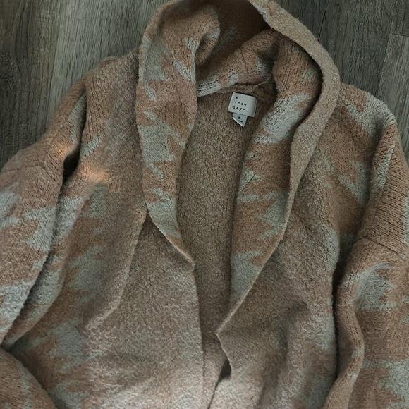 A new day cardigan - Picture 4 of 6